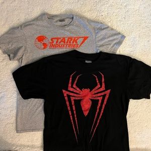 2 Marvel T-shirts mens M